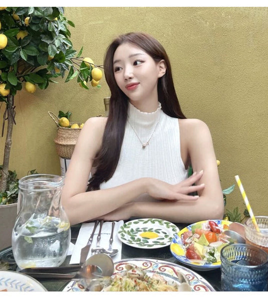 Elegant Slim Fit High-Neck Sleeveless Knit Tank Top